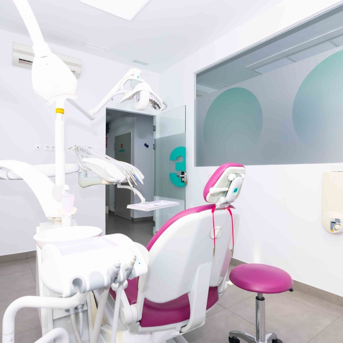 clínica dental sala dental