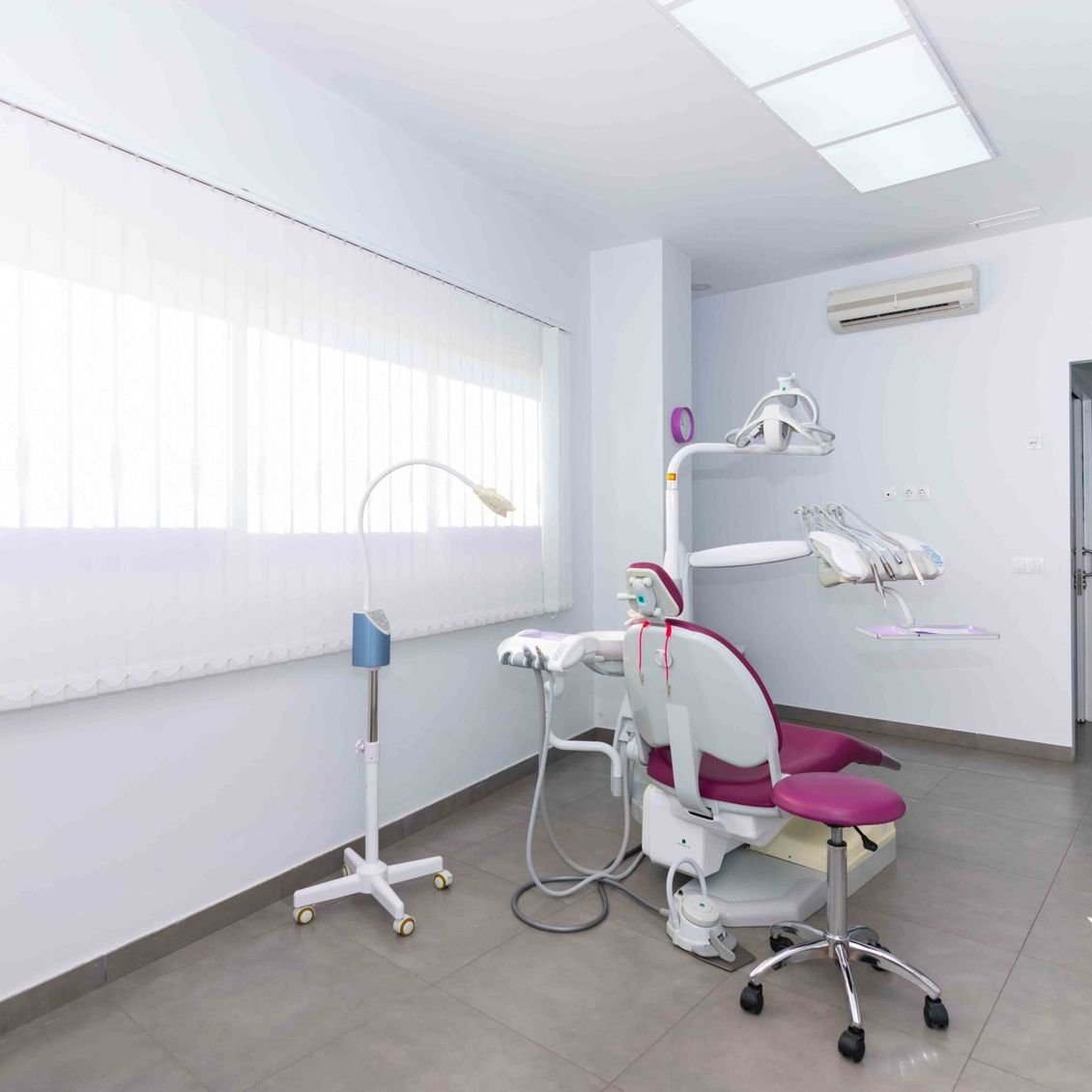 clínica dental sala dental