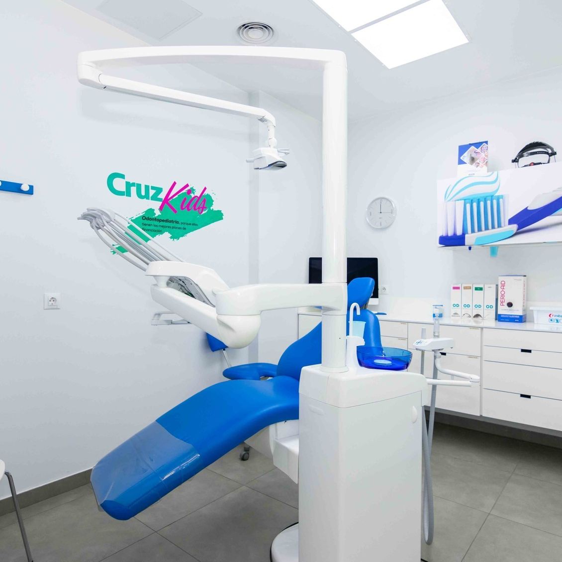 clínica dental sala dental